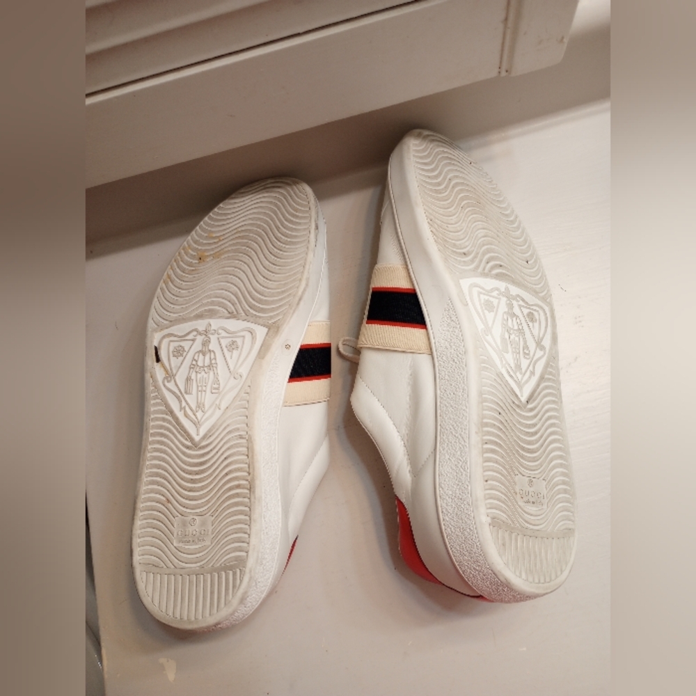 Gucci Ace Stripe Men's Classic Leather Sneakers - Picture 13 of 15